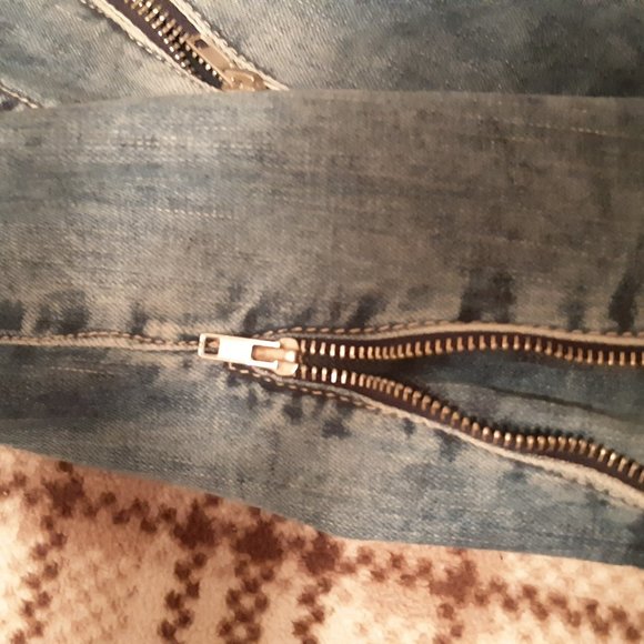 PLEASE Jean Jacket Size Medium NWT - Picture 3 of 7